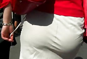 这位女士撒娇的成本得到了修复