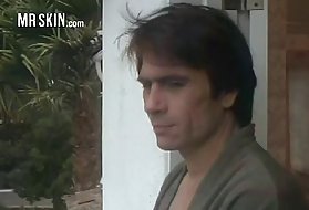 大公鸡男人从一个成熟的情人获得华丽的吸力