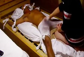 贪得无厌的女性与湿猫拳交爱好者