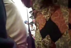 Phallus孩子从一个年轻的色情模特的一个漂亮的口交踢